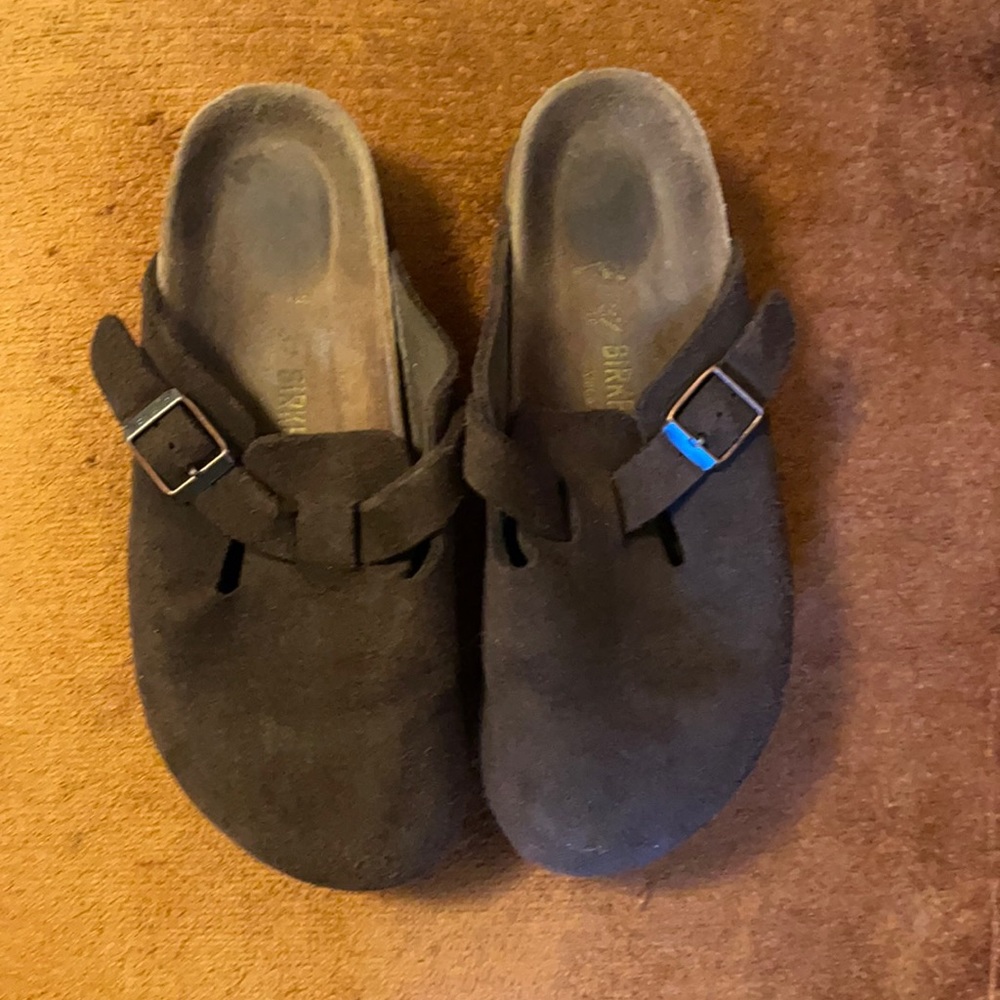 SOLD Birkenstock brown suede clogs slip ons 37